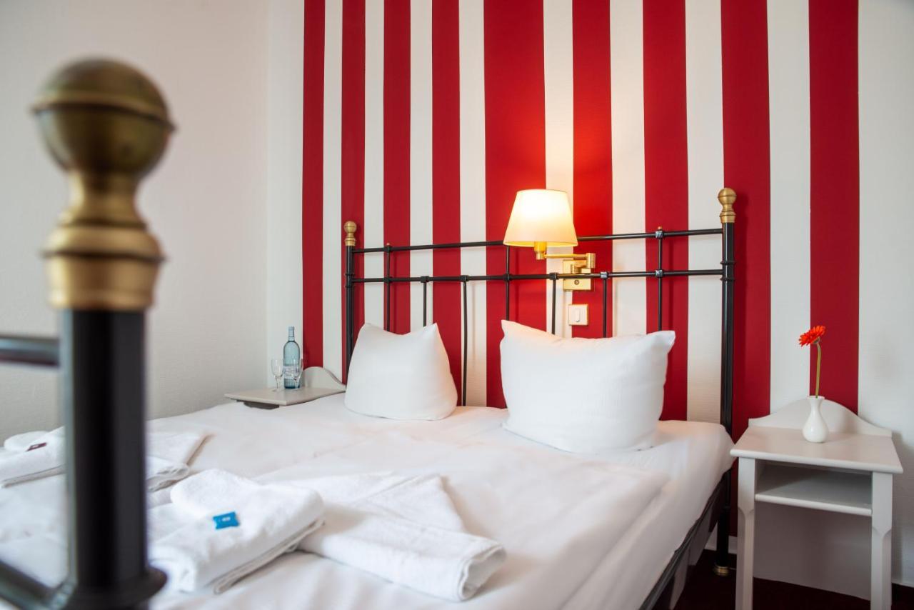 Meeressterne Hotel Weisses Schloss Heringsdorf  Exteriör bild