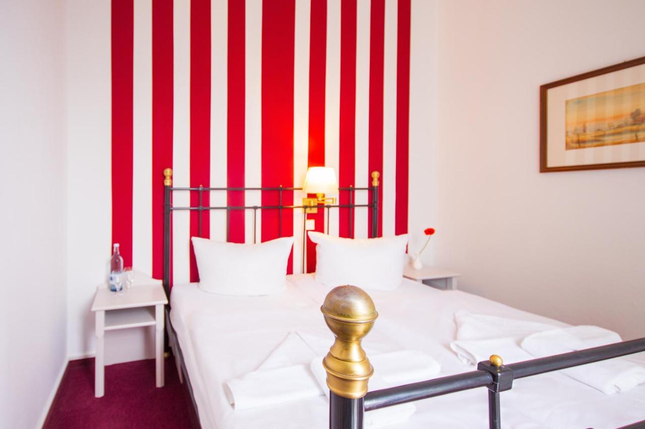 Meeressterne Hotel Weisses Schloss Heringsdorf  Exteriör bild